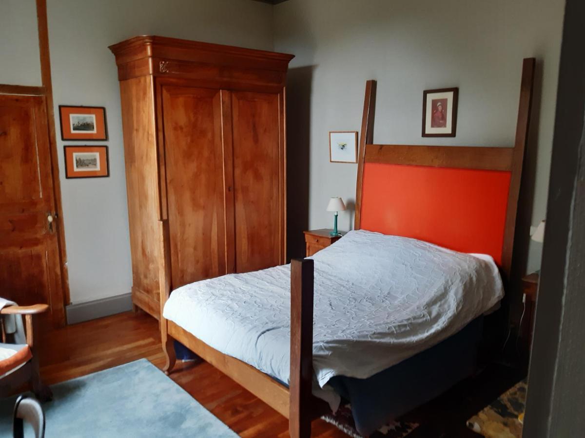 Les Pineaux Le Logis Bed & Breakfast エクステリア 写真